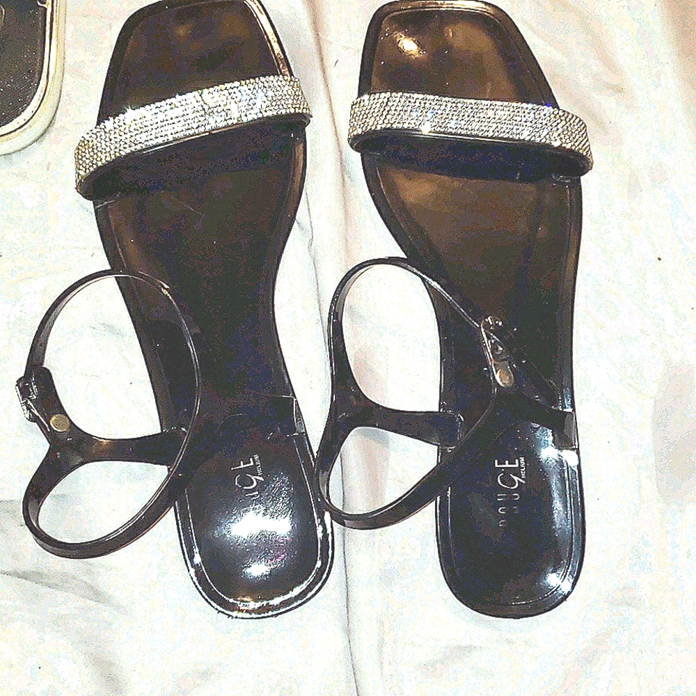 Blingy flat straps